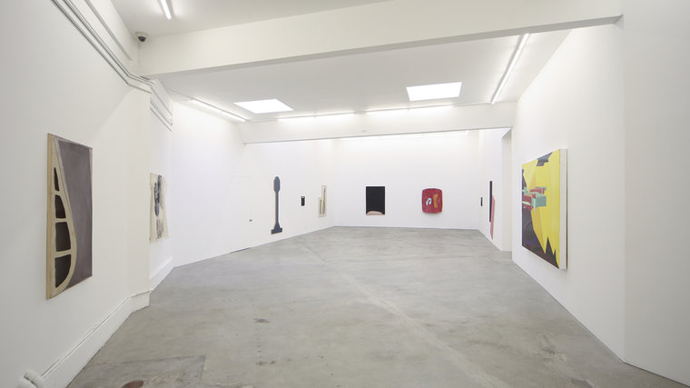 Installation view, "Green Circle, Black Diamond," Ratio 3, 2014.