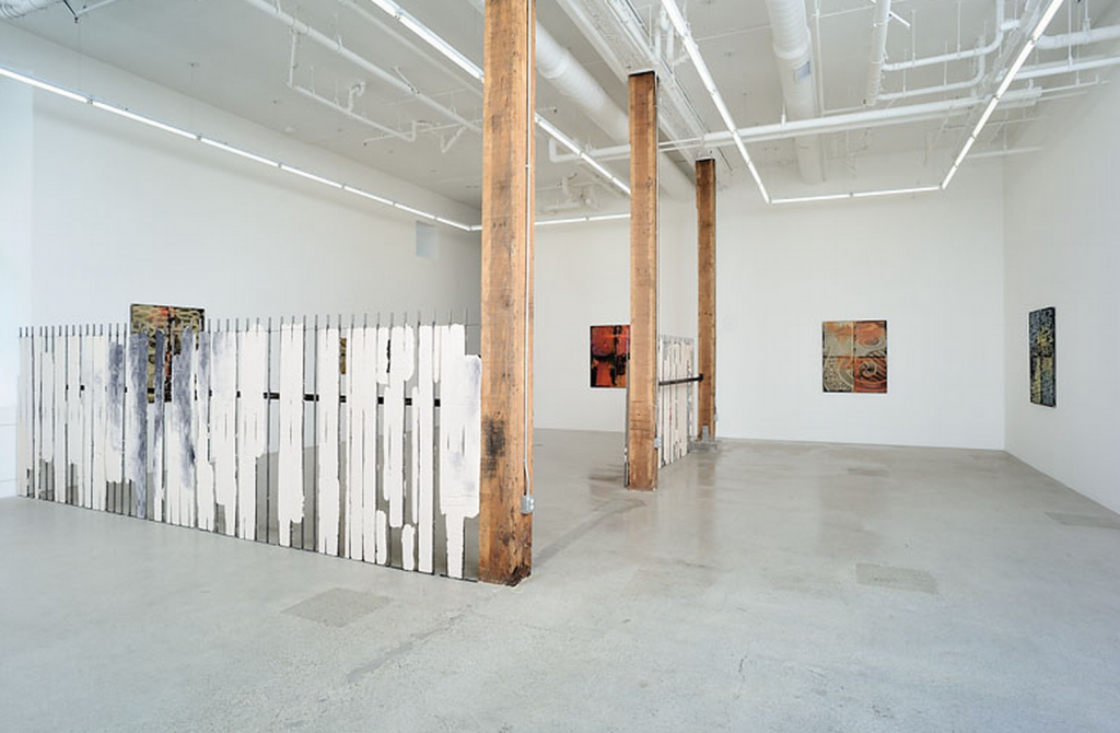 Ruairiadh O’Connell, “Invisible Green,” 2014, installation view. Courtesy of the artist and Jessica Silverman Gallery.