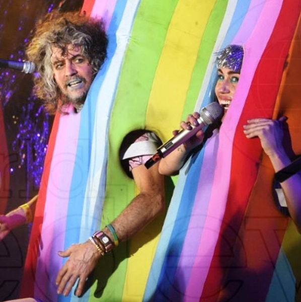 Wayne Coyne and Miley Cyrus during Art Basel, Miami Beach, 2014. Courtesy of the Internet.