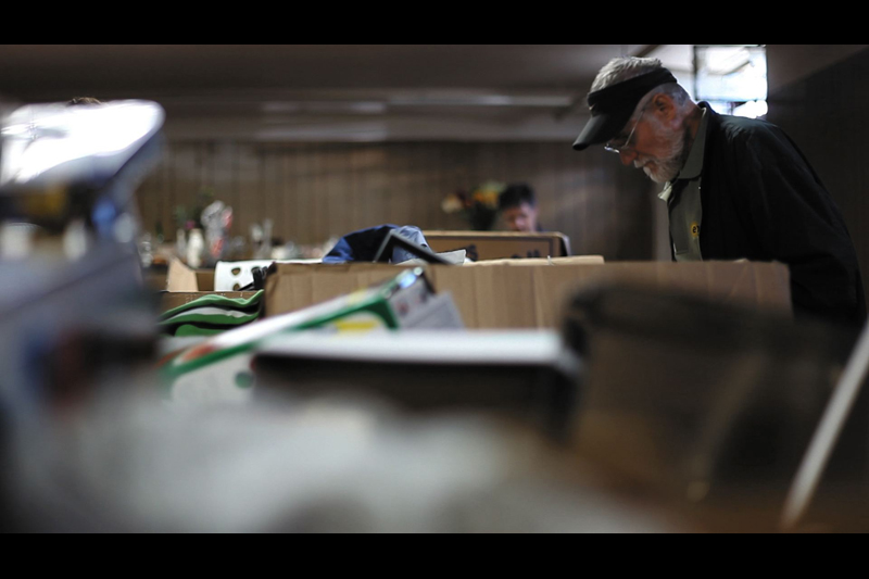 Corin Sworn. "The Rag Papers," 2013 (video still), HD video installation with synchronized lights.