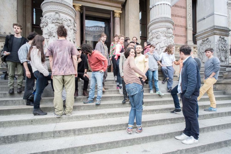 Ausstellung Tino Sehgal, Interpreten, Juni 2015 © Mathias Völzke