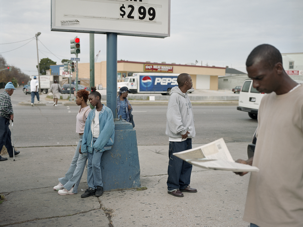 Paul Graham, New Orleans (Cajun Corner), from the series a shimmer of possibility, 2005. ©Paul Graham, Courtesy Pace and Pace/MacGill Gallery, New York