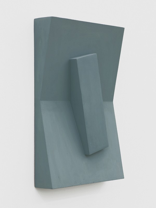 Noam Rappaport, Untitled, 2015. Acrylic on wood and aluminum, 15 ¼ x 10 ¾ x 2 inches. Courtesy of Ratio 3