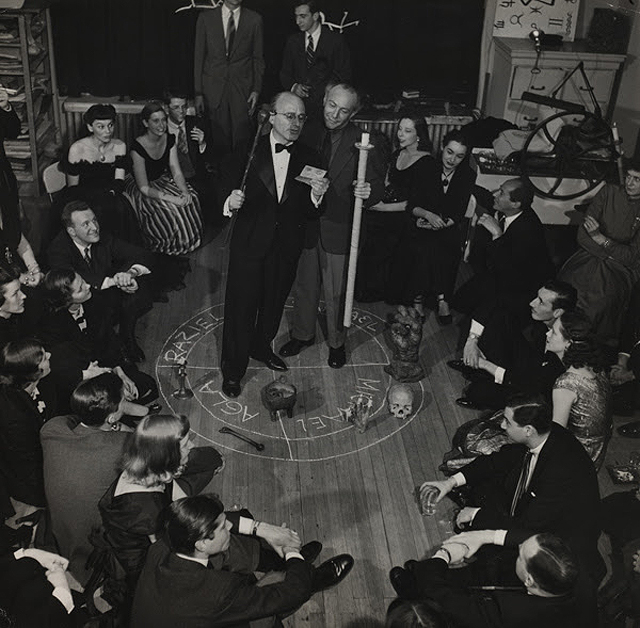 Bernard Hoffman, “Kurt Seligmann and Enrico Donati in a ‘Magic Circle'” 1948, gelatin silver print of “Magic Evening” (Soirée Seligmann). Courtesy Seligmann Center at the Orange County Citizens Foundation.