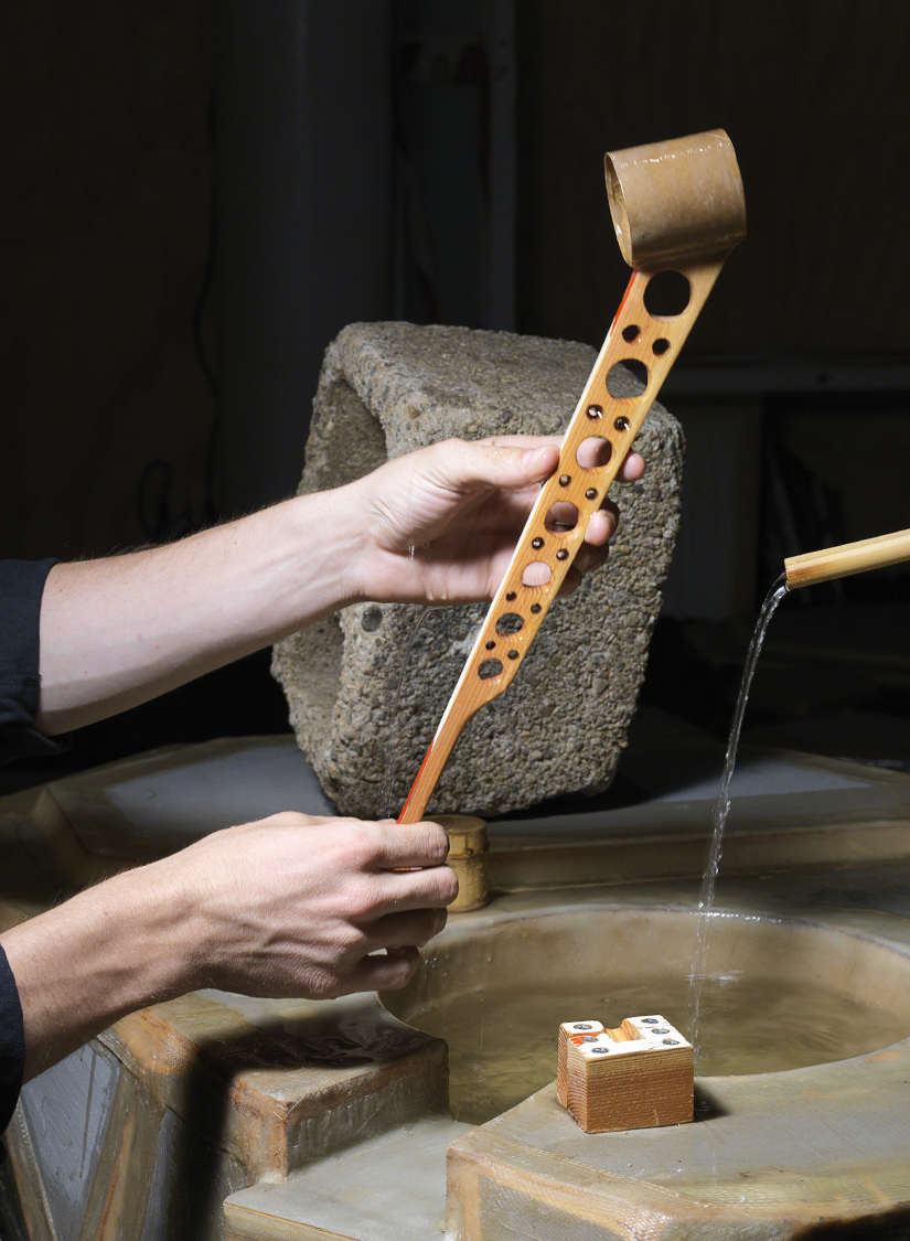 Hishaku (Ladle), 2014. 15.5 H x 2.5 W x 2.5 D inches. Courtesy of the Noguchi Museum.