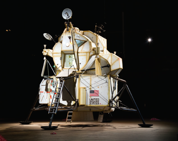 Landing Excursion Module (LEM), 2007. Steel, plywood, resin, electronics, and assorted found objects, 277 x 263 x 263 inches. Courtesy of the artist.